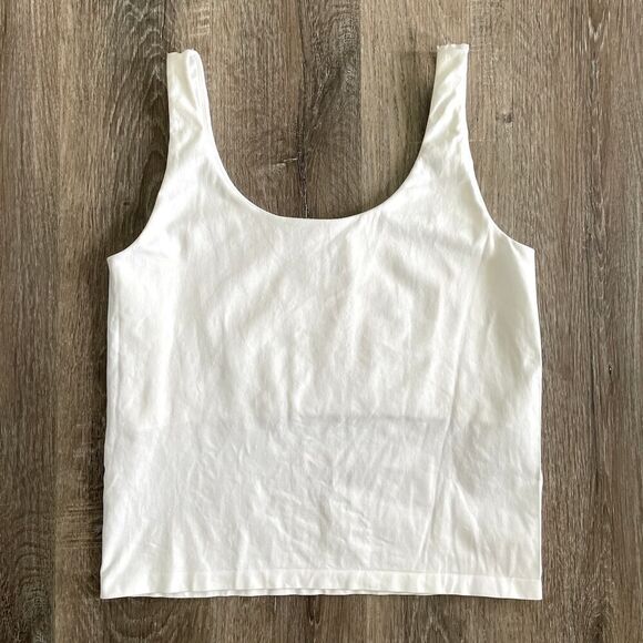 Avec Les Filles Built in Bra Tank White - Size: L / XL - Picture 4 of 6